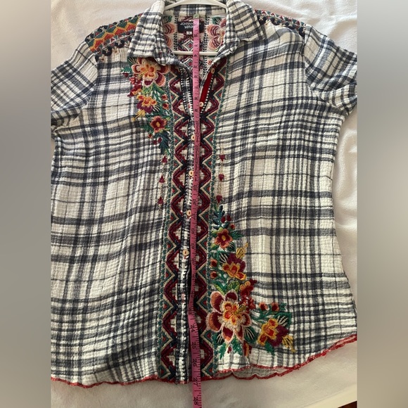 Johnny Was flannel button-down shirt - Picture 8 of 8